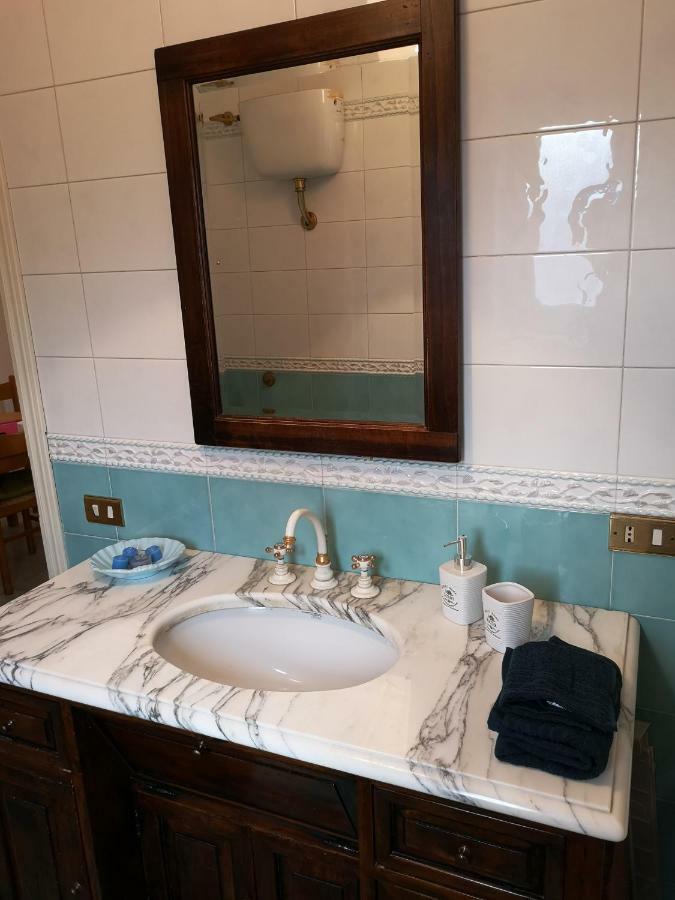 テルミニ・イメレーゼ A Casa Di Zaraヴィラ エクステリア 写真