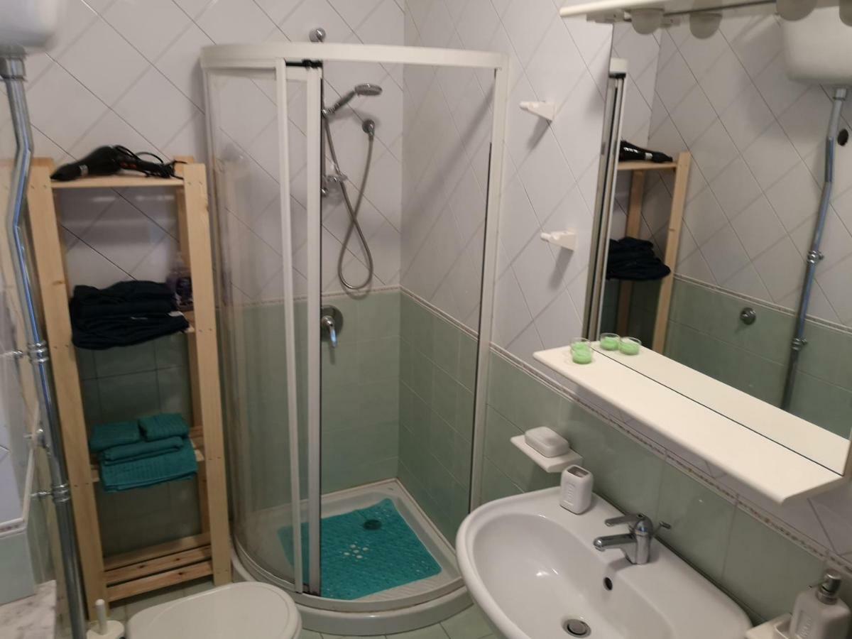 テルミニ・イメレーゼ A Casa Di Zaraヴィラ エクステリア 写真